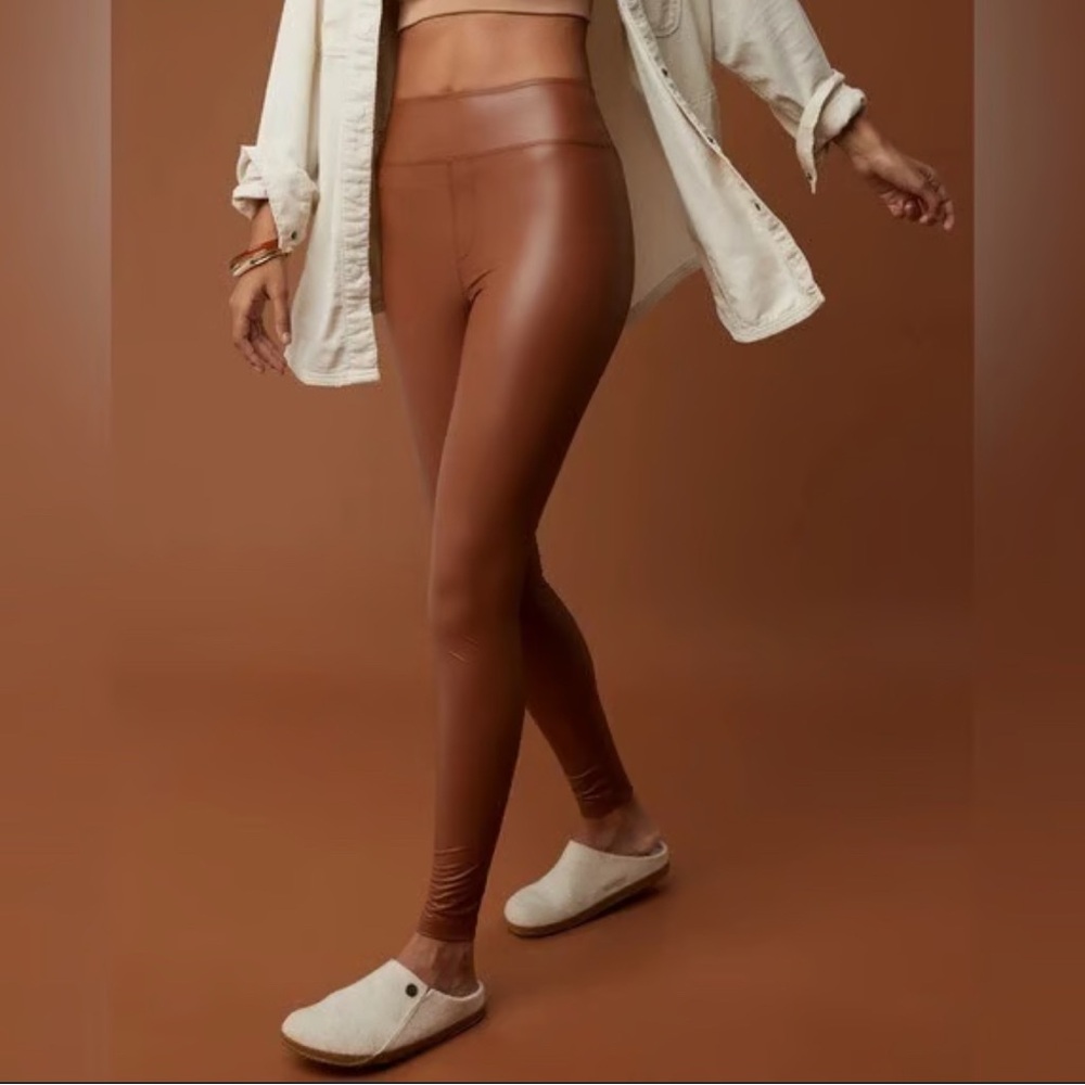 Offline by Aerie Faux Leather Leggings – Brown, Small, NWOT
